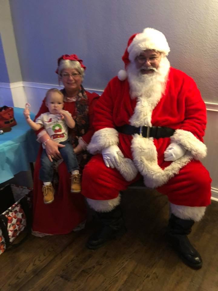 Zanesville Pediatrics Christmas Party 2018 1