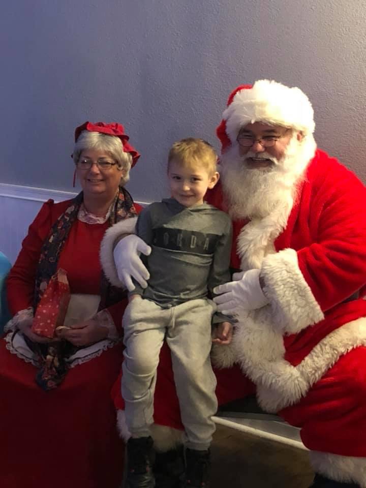 Zanesville Pediatrics Christmas Party 2018 28