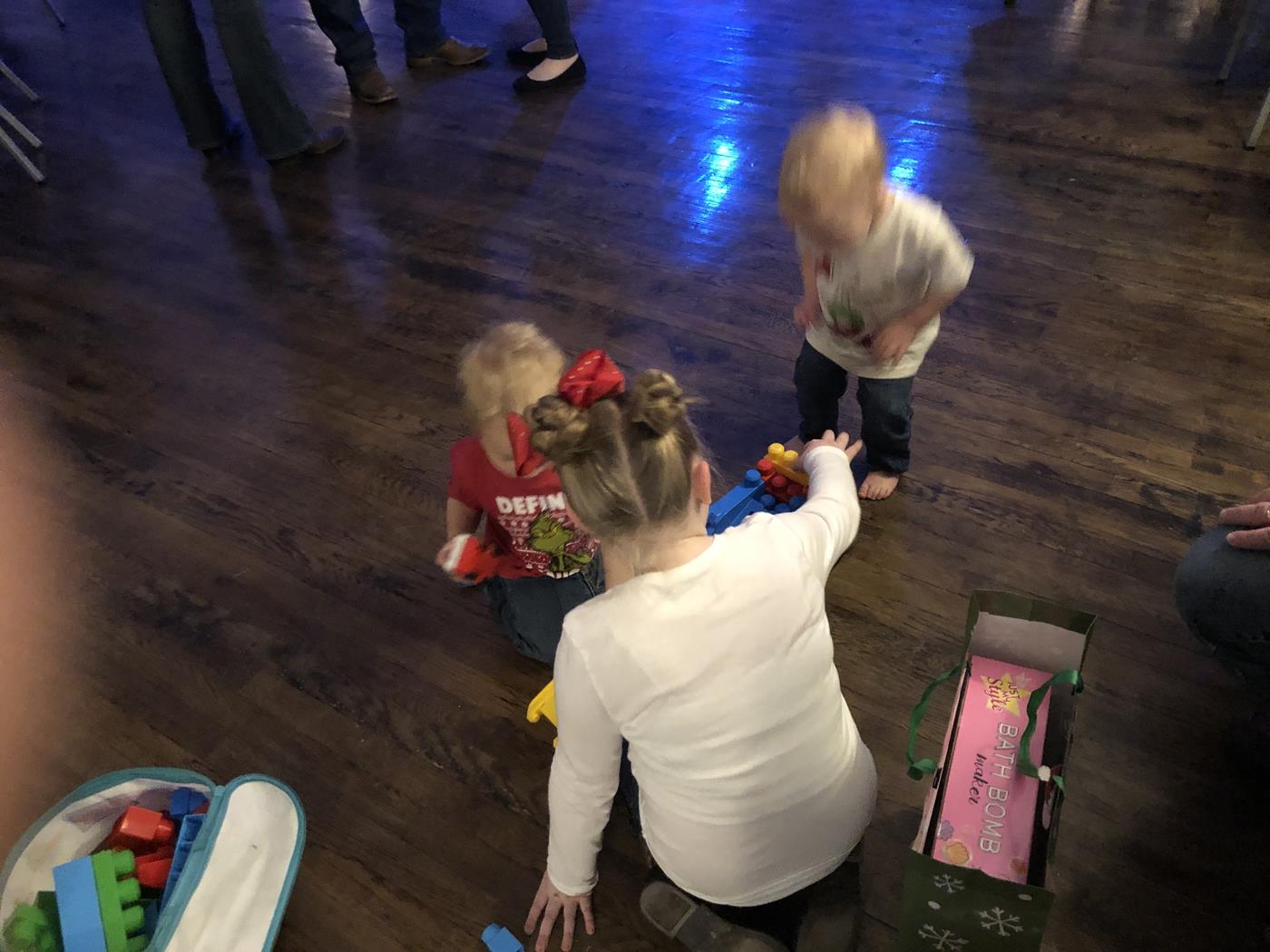 Zanesville Pediatrics Christmas Party 2018 9